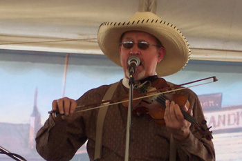 eddie_fiddle_end_of_trail